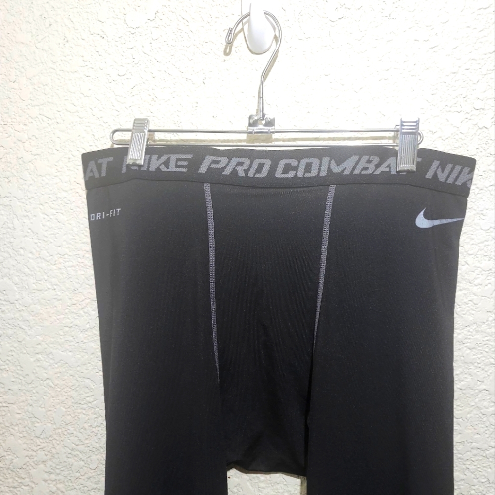 Nike Pro Combat Compression Top - Picture 3 of 9